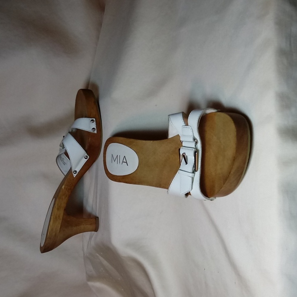 Mia Handmade Leather Slides